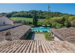 EXCLUSIVE PROPERTY WITH POOL FOR SALE ANCIENT FARMHOUSE IN THE MARCHE COMUNE DI Montefiore dell'Aso province of Ascoli Piceno  